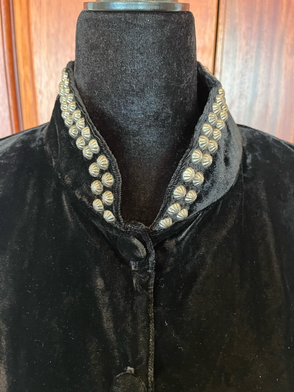 Double D Ranch Wear Black Velvet Studded  Crossess Womens Cropped Jacket Sz M - Picture 3 of 11
